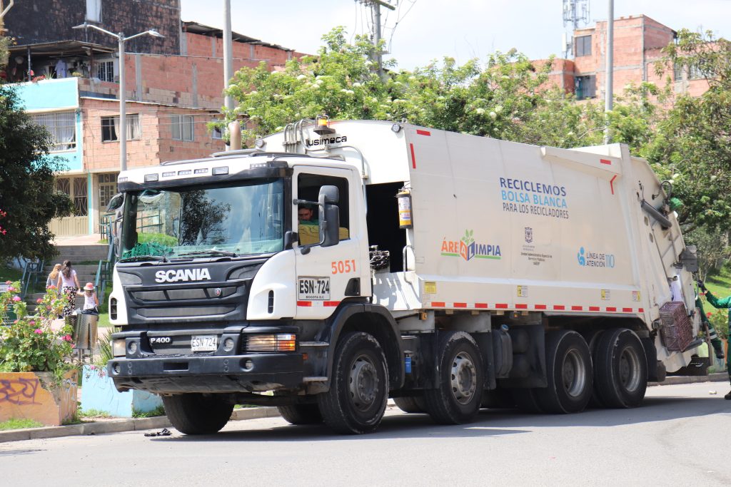 Consulta de horarios y frecuencias de recolección de residuos en Suba Bogotá a través del mapa oficial de Área Limpia