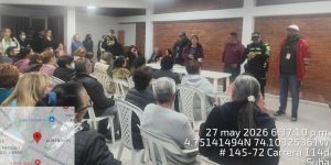 Área Limpia socializa horarios y frecuencias de recolección de residuos en el barrio La Fontana de Suba Bogotá